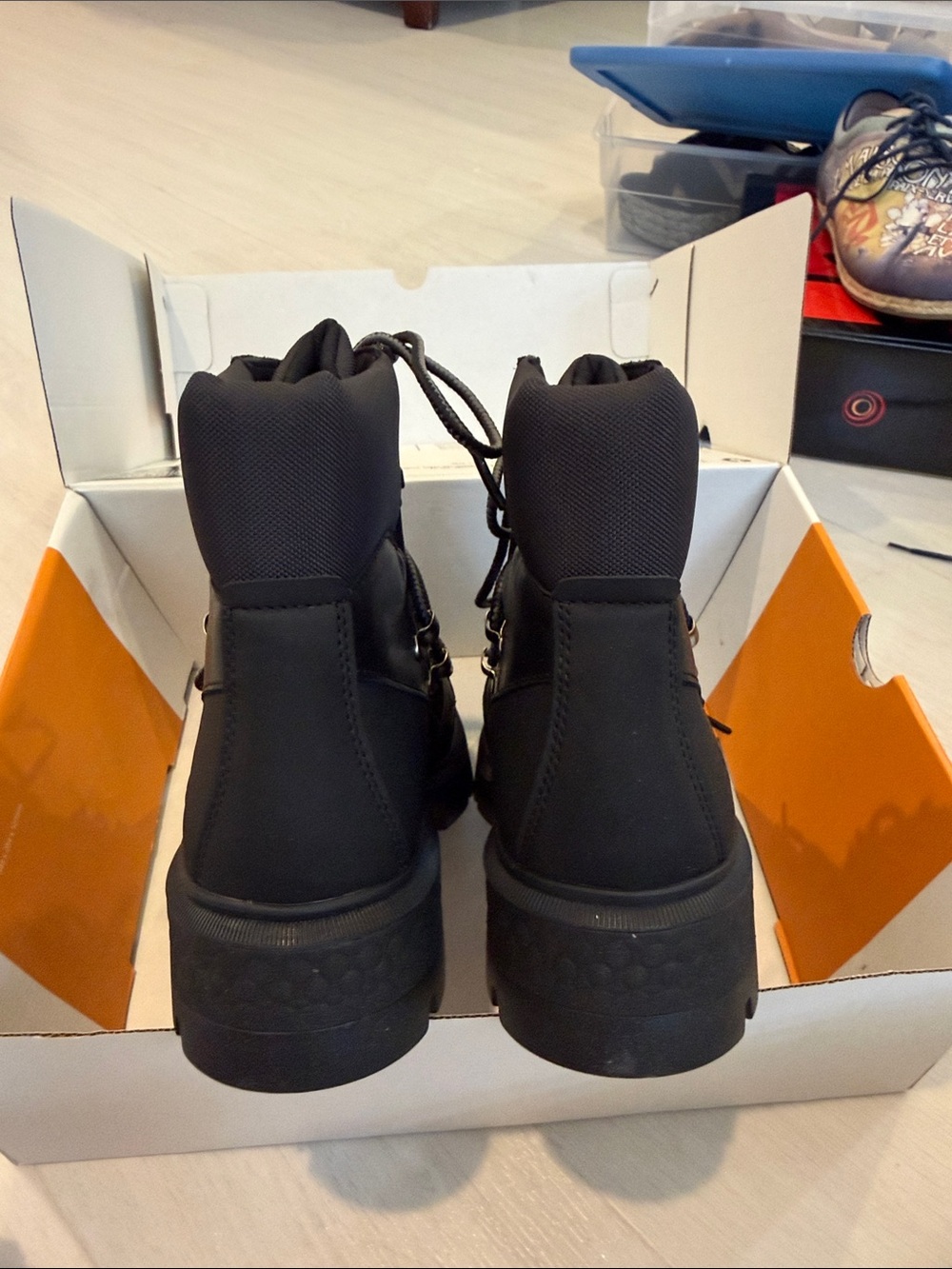 Timberland Black Chunky Lug Sole Boots - Picture 5 of 10